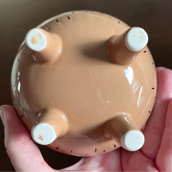 New Ceramic Bear Planter - Picture 10 of 11